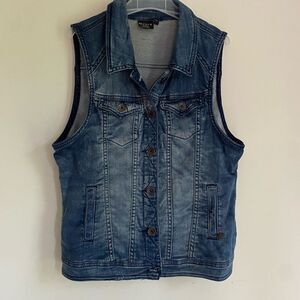 Classic Blue Denim Vest with Western Styling